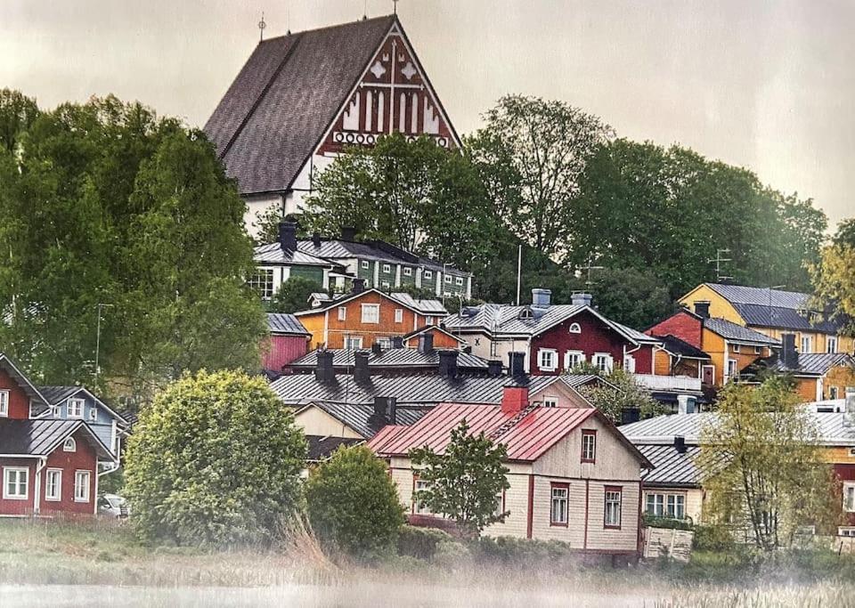 Porvoon Helmi Viehattava Asunto Joen Rannassa Zewnętrze zdjęcie